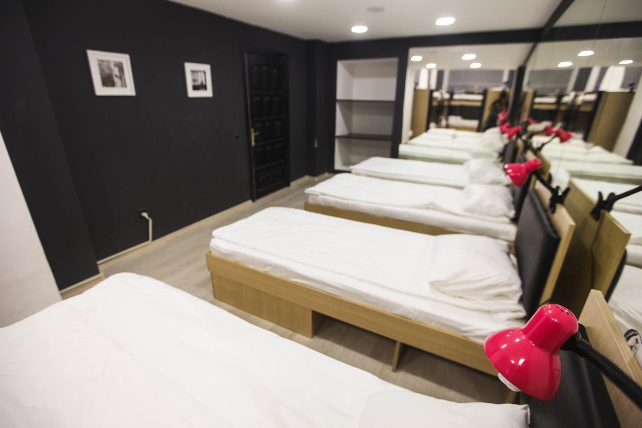 Myhostel Баку Экстерьер фото